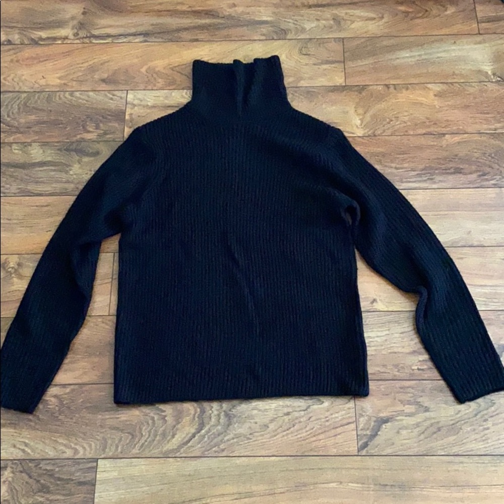 Bershka Turltle Neck Sweater